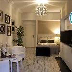 Апартаменты Cedofeita Village *