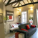 Cedofeita Village Апартаменты *