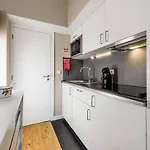 Апартаменты Cedofeita Village *