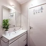 Апартаменты Cedofeita Village