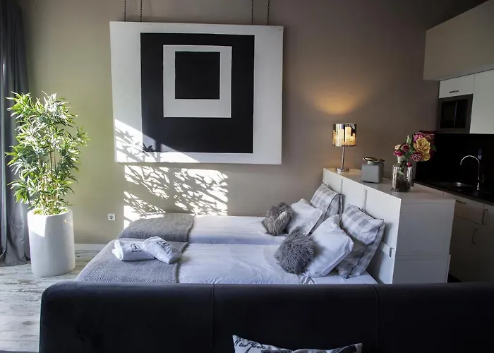 Cedofeita Village Porto