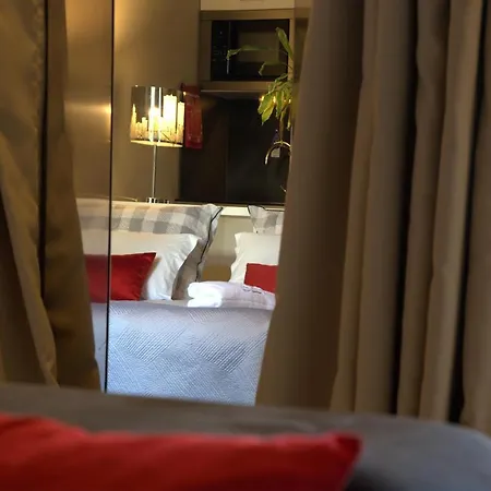 Cedofeita Village Апартаменты